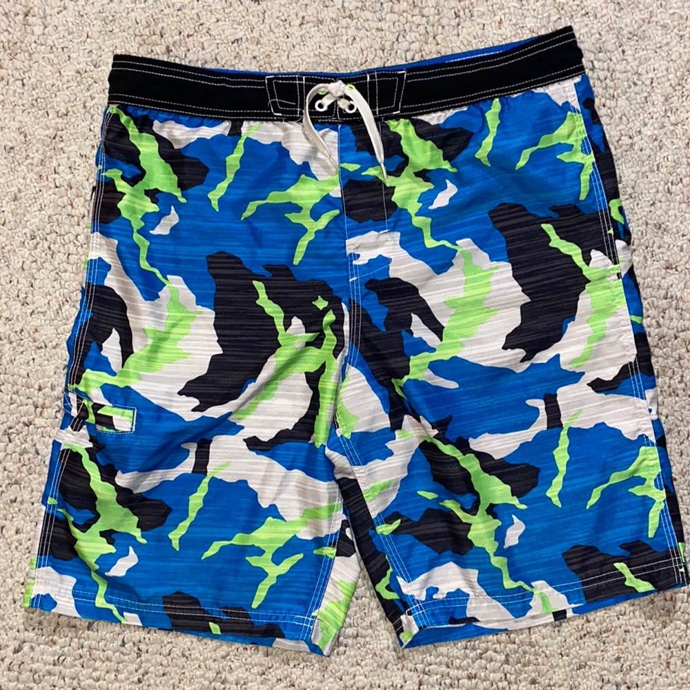 Mambo swim trunks size large 14/16 💥💥3/$10💥💥